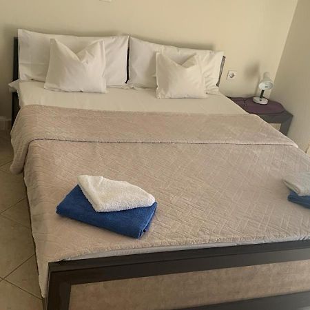 Anna-Apartment Неа-Муданья Экстерьер фото